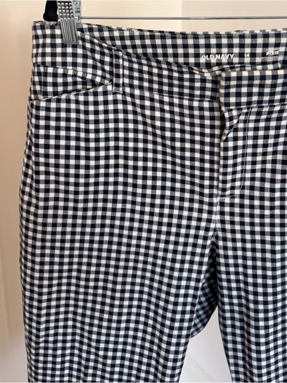 Old Navy Black and White Gingham Pixie Pants - Picture 2 of 4